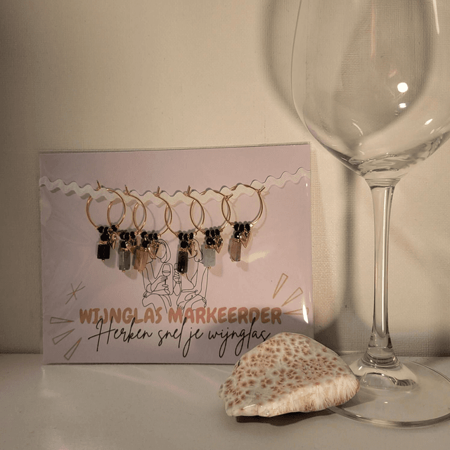 Wijnglas markeerder (set van 6) met Onyx, Edelsteenhanger en Hartbedel (13.005)
