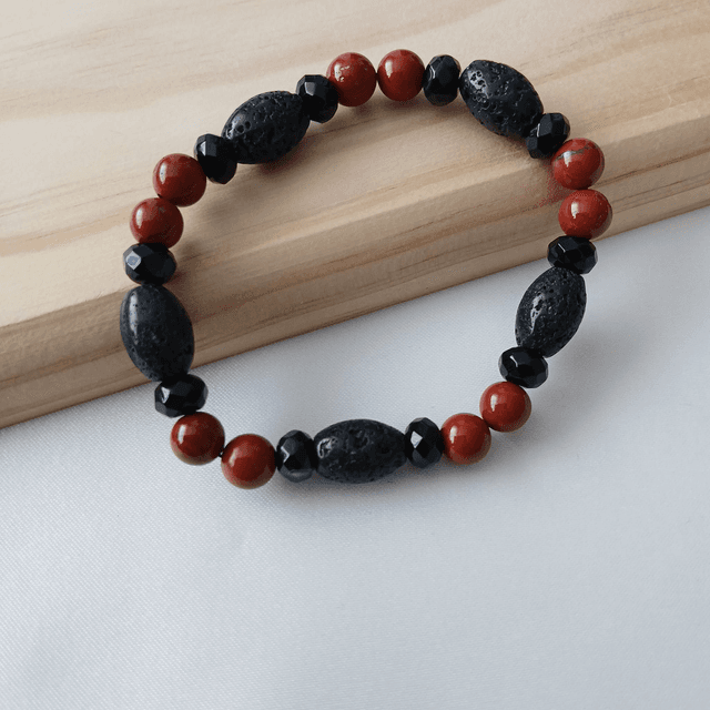 Heren armband met rode Jaspis, Onyx en Lavasteen (2.047)