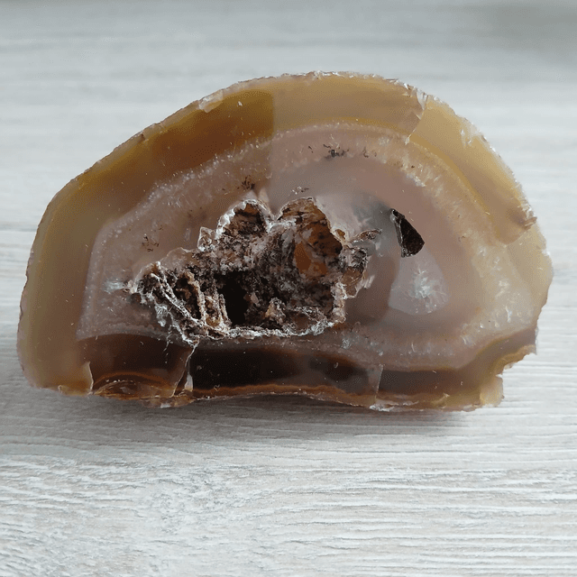 Agaat Geode 10x7x6,5 cm (12.049)